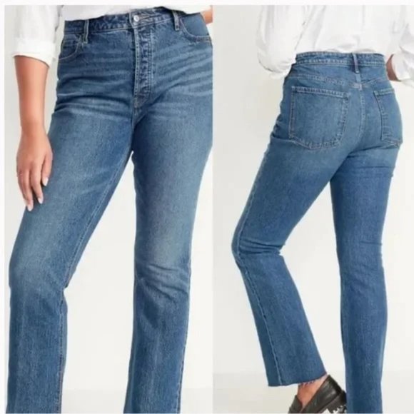 OLD NAVY Women's Extra High Rise Kicker Button Fly Boot Cut Ripped Cut Off Jeans - Picture 1 of 7